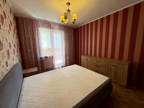 квартира за адресою Анни Ахматової вул., 14-Б