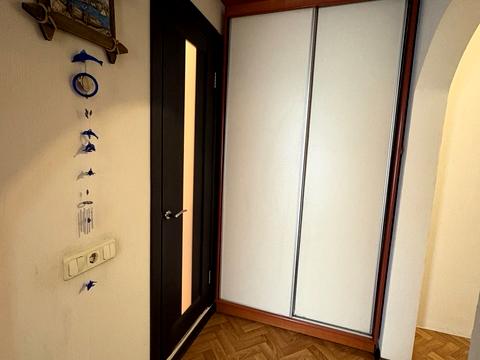 квартира за адресою Анни Ахматової вул., 14-Б