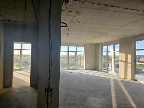 коммерческая по адресу Центральна, 1