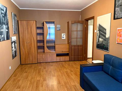 квартира за адресою Софії Русової вул., 1