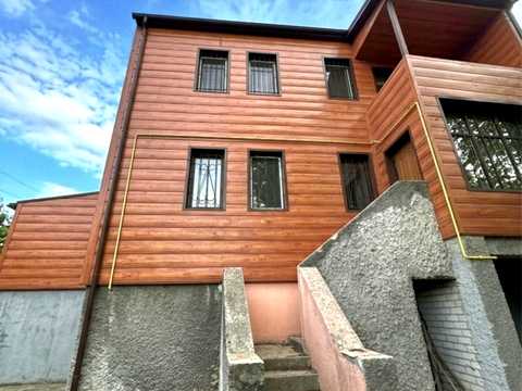 будинок за адресою Донська вул.