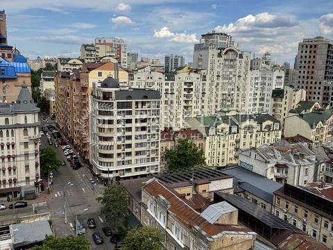 квартира за адресою Золотоустівська вул., 44/22