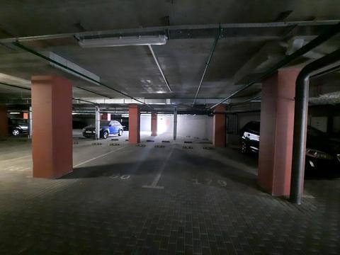 1871589869917381