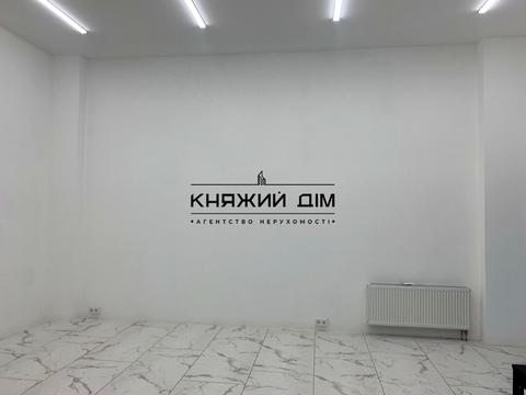 комерційна за адресою Михайла Максимовича вул. (Онуфрія Трутенка), 28-К