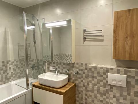 квартира за адресою Співдружності вул., 1