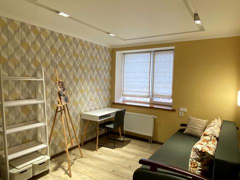 квартира за адресою Співдружності вул., 1