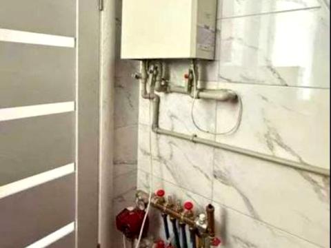 будинок за адресою с. Лиманка, Центральна вул., 18а