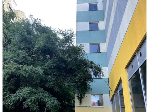 комерційна за адресою Тополина вул., 10А