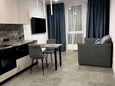 квартира за адресою Віктора Некрасова вул. (Північно-Сирецька), 8
