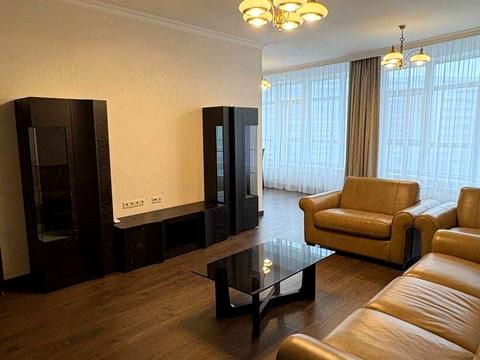 квартира по адресу Кловский спуск, 7a