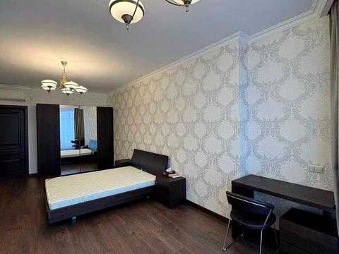 квартира по адресу Кловский спуск, 7a