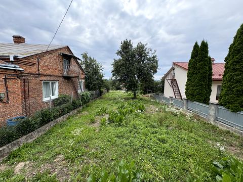 ділянка за адресою с. Муроване, Львівська, 77