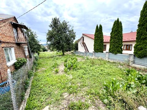 ділянка за адресою с. Муроване, Львівська, 77