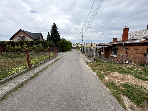 ділянка за адресою с. Муроване, Львівська, 77