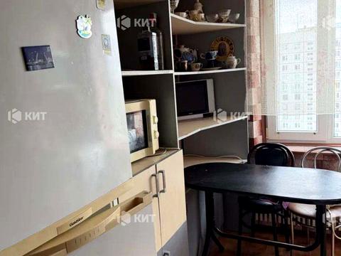 квартира за адресою Валентинівська вул., 13а