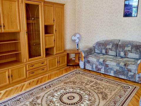 квартира за адресою Алли Горської пров. (Чеслава Бєлінського), 5