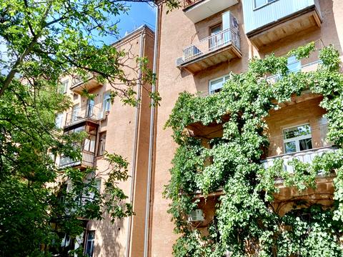 квартира за адресою Алли Горської пров. (Чеслава Бєлінського), 5