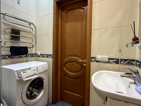квартира за адресою Любомира Гузара просп. (Космонавта Комарова), 38-А