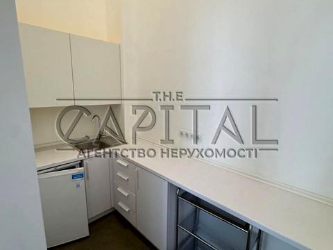 комерційна за адресою Михайла Бойчука вул. (Кіквідзе), 41