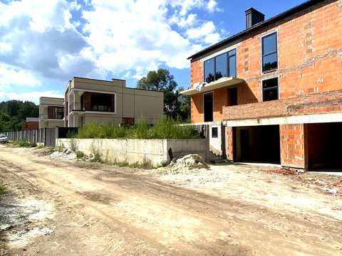 будинок за адресою 6-й Заозерний пров.