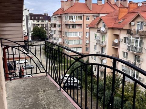 квартира по адресу Олександра Хіри ул., 12