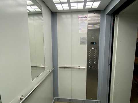 квартира за адресою Одеса, Академіка Корольова вул., 85/2