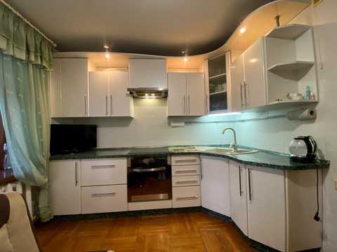 квартира за адресою Одеса, Академіка Корольова вул., 85/2