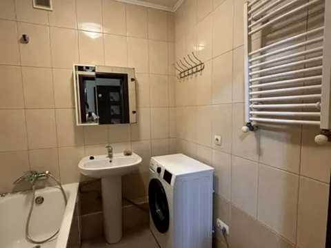 квартира за адресою Євгена Коновальця вул., 23