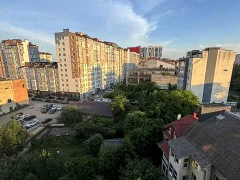 квартира за адресою Євгена Коновальця вул., 23