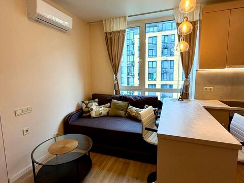 квартира по адресу Салютная ул., (Будинок 02301-02303)