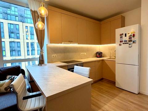 квартира по адресу Салютная ул., (Будинок 02301-02303)