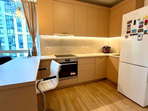 квартира по адресу Салютная ул., (Будинок 02301-02303)