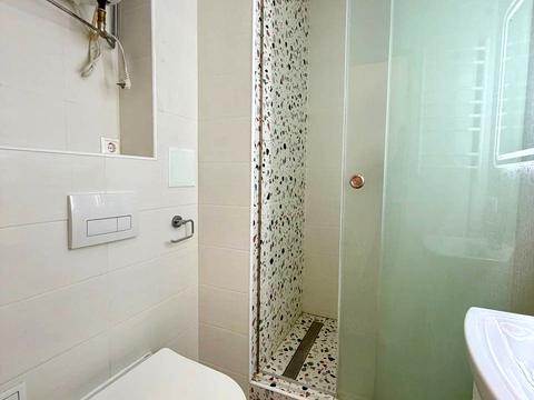 квартира по адресу Салютная ул., (Будинок 02301-02303)