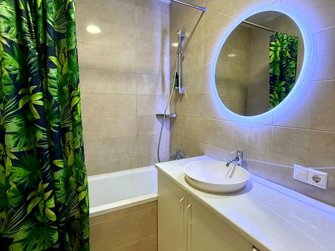 квартира по адресу Салютная ул., (Будинок 02301-02303)