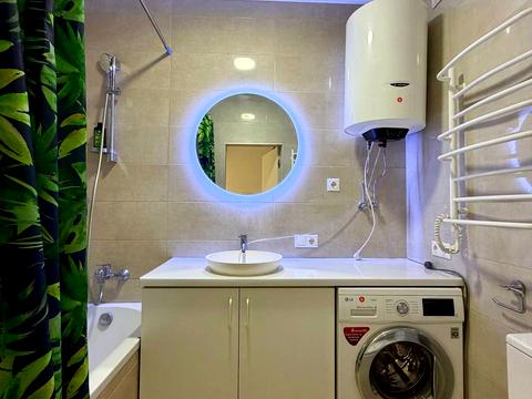 квартира по адресу Салютная ул., (Будинок 02301-02303)