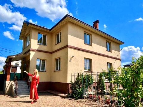 будинок за адресою Зоряна