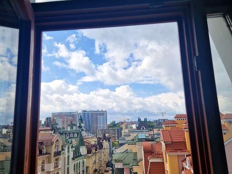 комерційна за адресою Воздвиженська вул., 22
