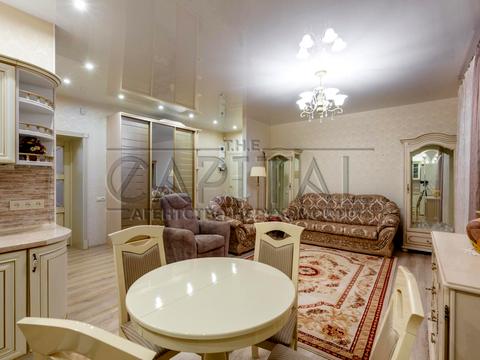 квартира по адресу Печерский спуск, 19