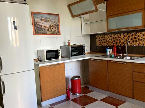 квартира за адресою Зоопаркова вул., 6