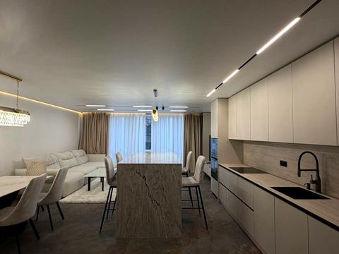 квартира за адресою Романа Левицького вул., 4