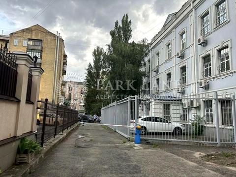 коммерческая по адресу Саксаганского ул., 111А