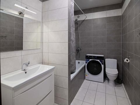 квартира за адресою Рівне, Гурія Бухала вул. (6-та Гвардійська), 9