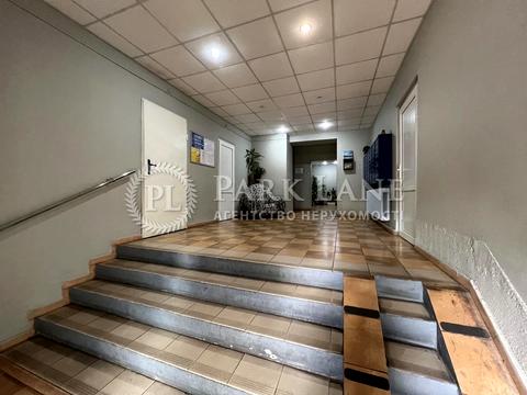 квартира за адресою Верховної Ради бульв., 21-А