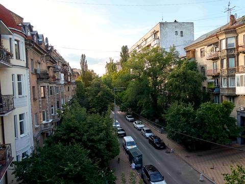 квартира за адресою Тарасівська вул., 16