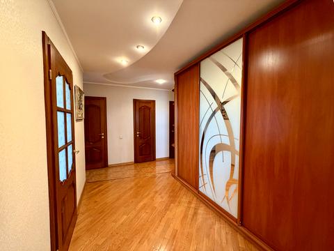 квартира за адресою Верховної Ради бульв., 21-А