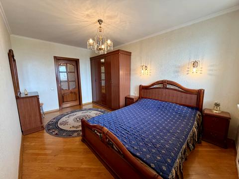 квартира за адресою Верховної Ради бульв., 21-А