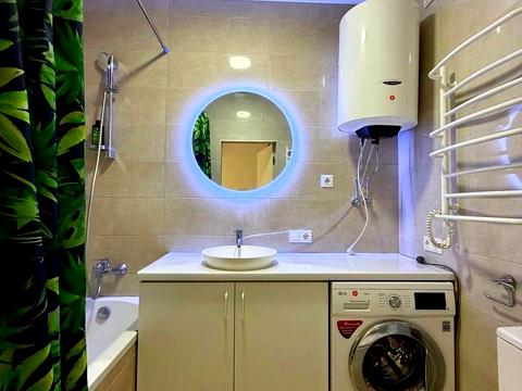 квартира за адресою Салютна вул., 2к2