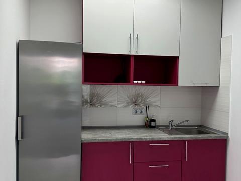 комерційна за адресою Старонаводницька вул., 13Б