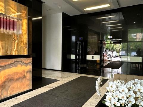 комерційна за адресою Старонаводницька вул., 13Б