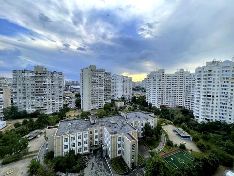 квартира по адресу Миколы Бажана просп., 28-А